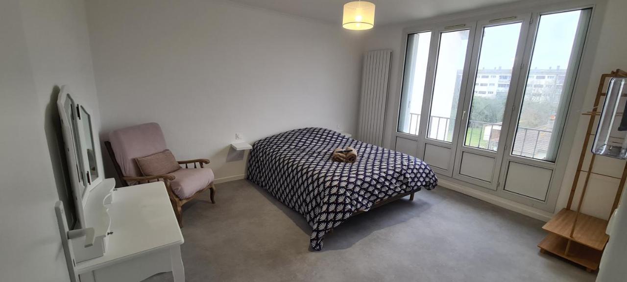 Private Room In Shared Apartment IV Beauvais Exterior photo